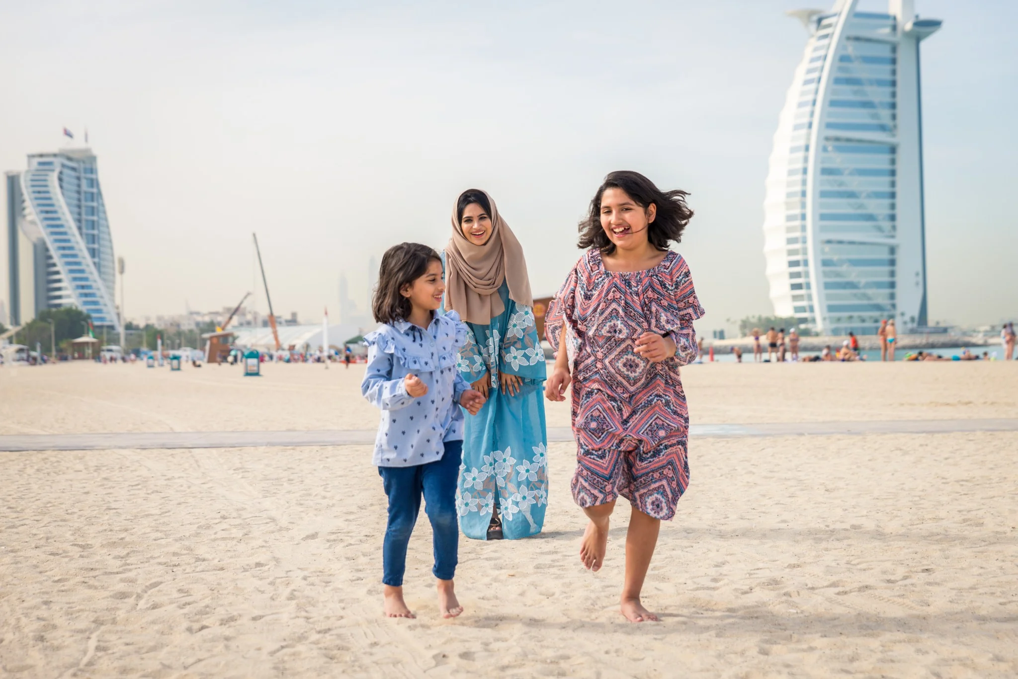 Sheikh Zayed Grand Mosque and landscaped gardens in Abu Dhabi